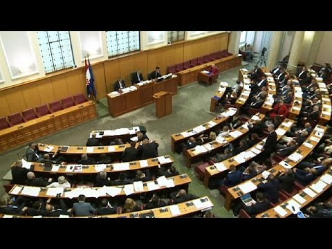 النواب الكروات يوافقون على حل البرلمان وإجراء انتخابات تشريعية مبكرة