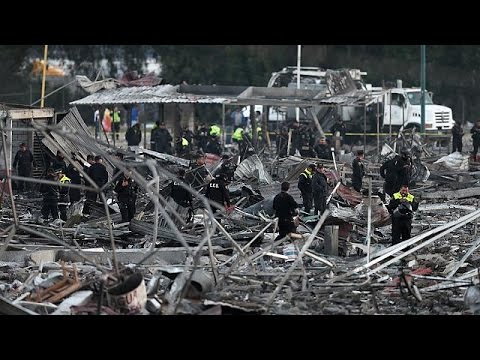 بالفيديو 29 قتيلًا و70 جريحًا في انفجار وقع في سوق للألعاب النارية في المكسيك