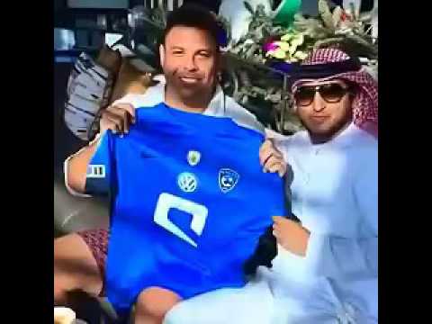 شاهد الظاهره الكروية رونالدو يوقع على قميص الهلال السعودي