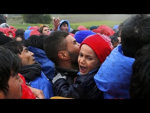 شاهدكرواتيا تفتح حدودها أمام ألاف اللاجئين